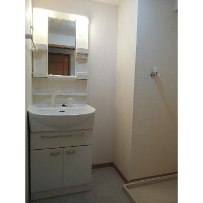 Ｙｉ　アイリス 305【管理NO：1-012885201-03040】 ★家具家電は申し込み後に搬入します 2026年08月中旬入居可能の物件写真6