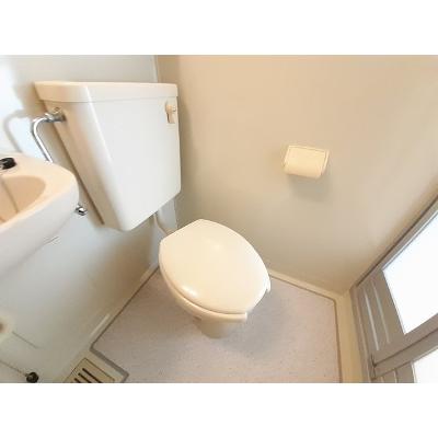 フェイマス師勝 201【管理NO：1-003983401-02010】 ★家具家電は申し込み後に搬入します★ ★2026年08月下旬入居可能★の物件写真5