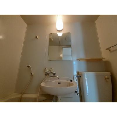 フェイマス師勝 201【管理NO：1-003983401-02010】 ★家具家電は申し込み後に搬入します★ ★2026年08月下旬入居可能★の物件写真6