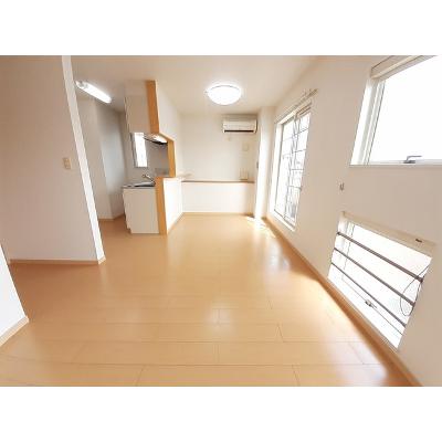 インフィニート 205【管理NO：1-016074701-02040】 ★家具家電は申し込み後に搬入します 2026年08月下旬入居可能の物件写真2