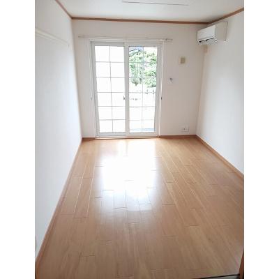 ミニョンストリートⅠ 103【管理NO：1-013288401-01030】 ★家具家電は申し込み後に搬入します 2026年08月中旬入居可能の物件写真2