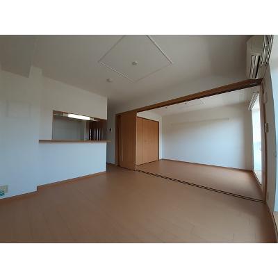 リバーサイドブライト 301【管理NO：1-013119601-03010】 ★家具家電は申し込み後に搬入します★ ★2026年08月下旬入居可能★の物件写真2