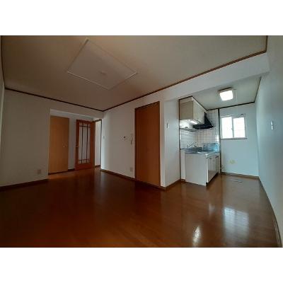 メイプルコートΙ 102【管理NO：1-007324401-01020】 ★家具家電は申し込み後に搬入します★の物件写真2