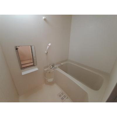 メイプルコートΙ 102【管理NO：1-007324401-01020】 ★家具家電は申し込み後に搬入します★の物件写真4