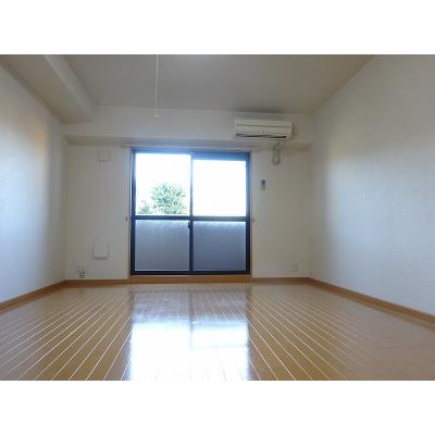 アリスト大和高田 203【管理NO：1-014775401-02030】 ★家具家電は申し込み後に搬入します 2026年08月下旬入居可能の物件写真2