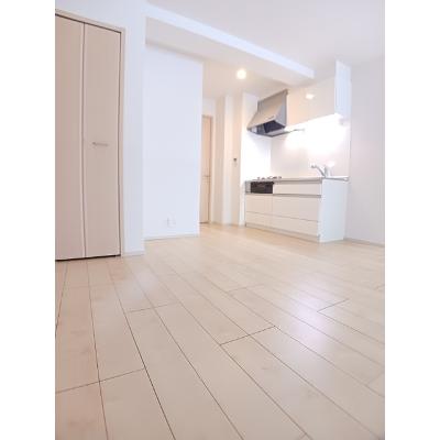 サンプラザ　茨木 205【管理NO：1-020411801-02040】 ★家具家電は申し込み後に搬入します★の物件写真2