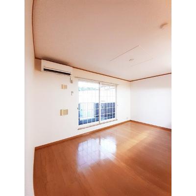 カレントⅡ 201【管理NO：1-012749302-02010】 ★家具家電は申し込み後に搬入します★の物件写真2