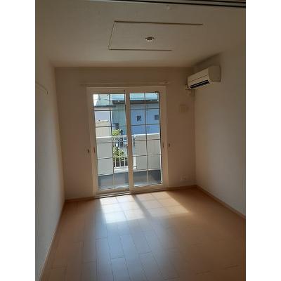 プラム　Ⅰ 103【管理NO：1-015835401-01030】 ★家具家電は申し込み後に搬入します★ ★2026年09月下旬入居可能★の物件写真2