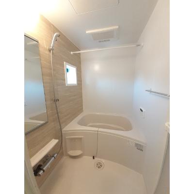 ジャダハウス丸亀　Ｃ 201【管理NO：1-026627303-02010】 ★家具家電は申し込み後に搬入します★ ★2026年11月中旬入居可能★の物件写真4