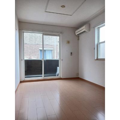 ラネージュⅢ 101【管理NO：1-014885101-01010】 ★家具家電は申し込み後に搬入します★の物件写真2