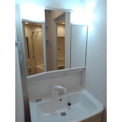 apartment 岡山県浅口市金光町占見新田１３９４番地１ 

↓地図はこちらから