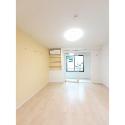 ベルフローラⅡ 103【管理NO：1-025180601-01030】 ★家具家電は申し込み後に搬入しますの物件写真2
