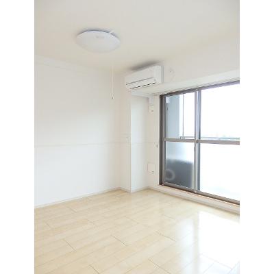 アドレシア古江 303【管理NO：1-020096201-03030】 ★家具家電は申し込み後に搬入します★の物件写真2
