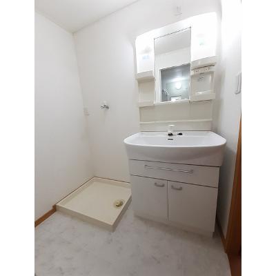 apartment 大分県宇佐市大字四日市１６４４番地１ 

↓地図はこちらから