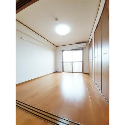 ＰＬＥＡＳＵＲＥＳ 608【管理NO：1-012860501-06070】 ★家具家電は申し込み後に搬入します 2026年08月下旬入居可能の物件写真2