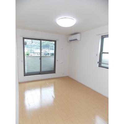 サンリットメゾン 205【管理NO：1-018868001-02050】 ★家具家電は申し込み後に搬入します 2026年08月下旬入居可能の物件写真2