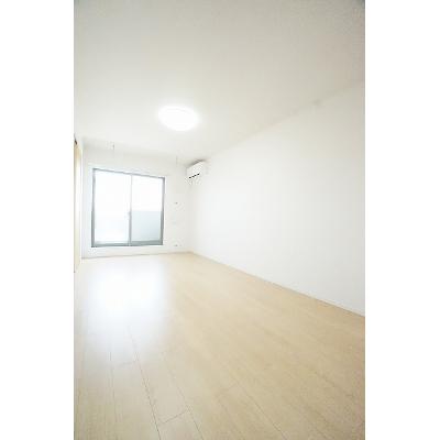 シャーロットⅡ 303【管理NO：1-023347501-03030】 ★家具家電は申し込み後に搬入します 2026年09月中旬入居可能の物件写真2