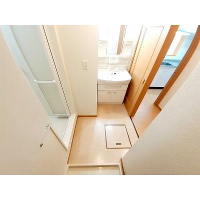 グランツ榎本 102【管理NO：1-014660301-01020】 ★家具家電は申し込み後に搬入します 2026年08月下旬入居可能の物件写真6