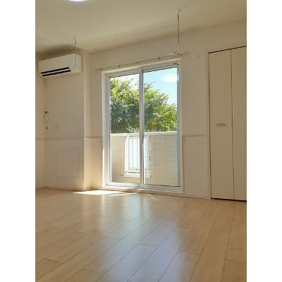 パークサイド仲田 101【管理NO：1-023650101-01010】 ★家具家電は申し込み後に搬入します★ ★2026年10月中旬入居可能★の物件写真2