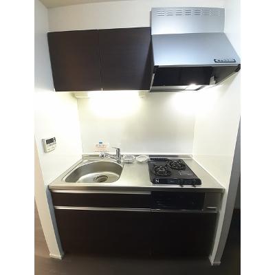 カーサ　フィオーレ 201【管理NO：1-019231101-02010】 ★家具家電は申し込み後に搬入します 2026年08月下旬入居可能の物件写真3