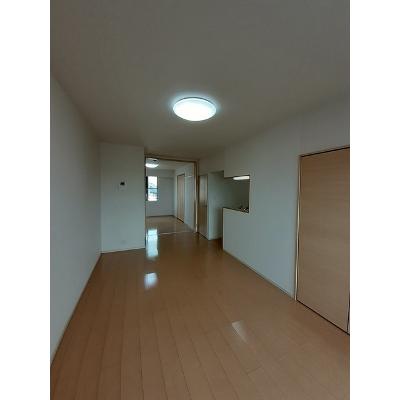 グランツ 302【管理NO：1-020737801-03020】 ★家具家電は申し込み後に搬入します★の物件写真2
