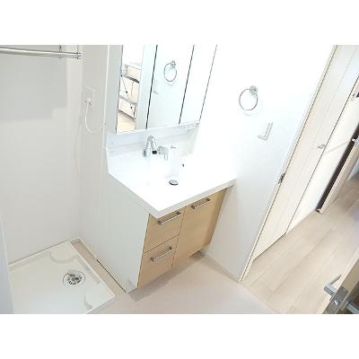 プルミエール　吉浜Ⅰ 102【管理NO：1-026887501-01020】 ★家具家電は申し込み後に搬入します★の物件写真6