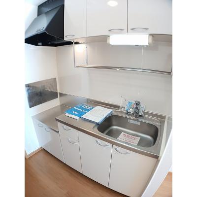 ファウンダー　オブ　ティー 304【管理NO：1-015105601-03040】 ★家具家電は申し込み後に搬入します 2026年08月下旬入居可能の物件写真3