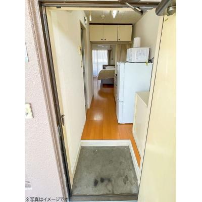 ユニオンマンスリー京王堀之内３　202　1R・シングル☆【禁煙ルーム】便利な宅配ボックス完備/デスク・チェア＆たっぷり収納2ドア冷蔵庫など生活家電のあるお部屋/中央大学多摩キャンパスまで徒歩通学の物件写真5