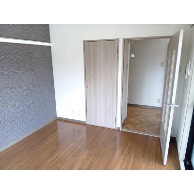 KIT【金沢駅徒歩12分♪】角部屋☆バストイレ別☆オートロック☆駐車場有　GI0108の物件写真2