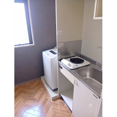 KIT【金沢駅徒歩12分♪】角部屋☆バストイレ別☆オートロック☆駐車場有　GI0108の物件写真3