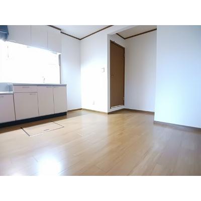メゾン・ド・サンフラワー 101【管理NO：1-010808501-01010】 ★家具家電は申し込み後に搬入します★ ★2026年08月下旬入居可能★の物件写真2