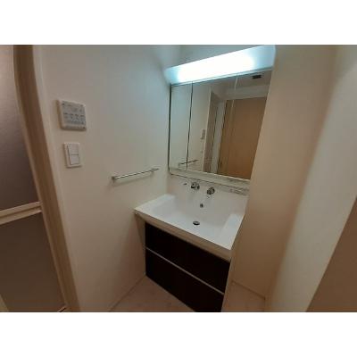 タウンイーストガン 601【管理NO：1-021602301-06010】 ★家具家電は申し込み後に搬入します★ ★2026年08月下旬入居可能★の物件写真6