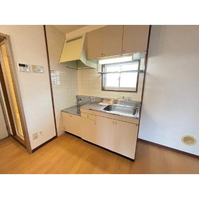 ハイツカトレア 102【管理NO：1-006551701-01020】 ★家具家電は申し込み後に搬入します★の物件写真3