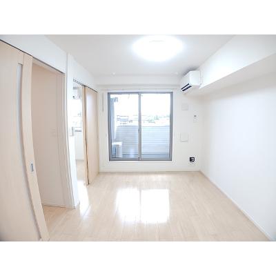 リヴェール　コート 203【管理NO：1-022471501-02030】 ★家具家電は申し込み後に搬入します★の物件写真2