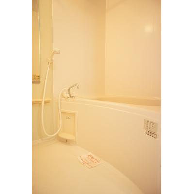アバンツァート 205【管理NO：1-012889401-02040】 ★家具家電は申し込み後に搬入します★の物件写真4