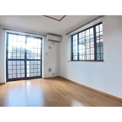 エテルネルＢ 101【管理NO：1-012403602-01010】 ★家具家電は申し込み後に搬入します★の物件写真2
