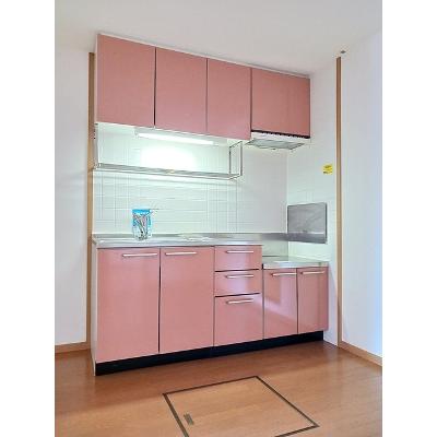 エテルネルＢ 101【管理NO：1-012403602-01010】 ★家具家電は申し込み後に搬入します★の物件写真3