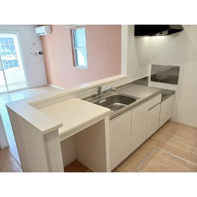 ＭＩＨＯ　Ⅲ 101【管理NO：1-022612501-01010】 ★家具家電は申し込み後に搬入します 2026年08月上旬入居可能の物件写真3