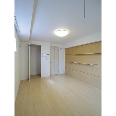 サン・リグノ 403【管理NO：1-025276401-04030】 ★家具家電は申し込み後に搬入します★の物件写真2