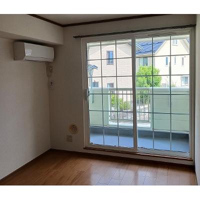コンフォートカーサ 202【管理NO：1-010773201-02020】 ★家具家電は申し込み後に搬入します 2026年08月下旬入居可能の物件写真2
