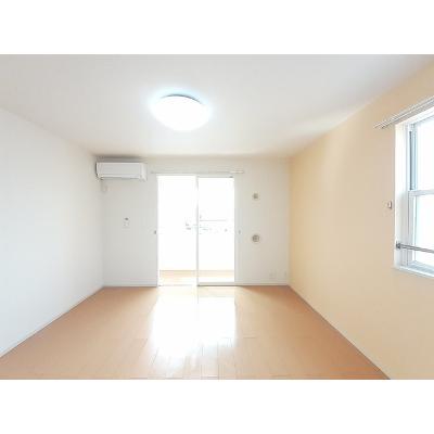 シャインパーク 205【管理NO：1-018768301-02050】 ★家具家電は申し込み後に搬入します★の物件写真2