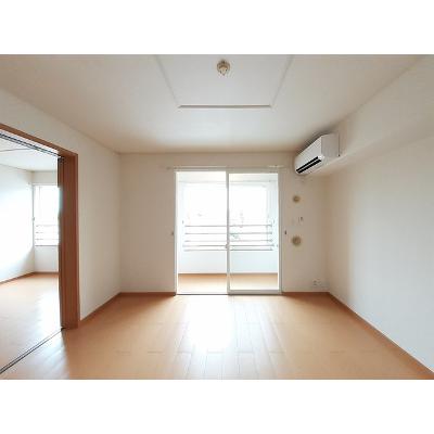 インフィニティーＣ 203【管理NO：1-015457603-02030】 ★家具家電は申し込み後に搬入します★の物件写真2