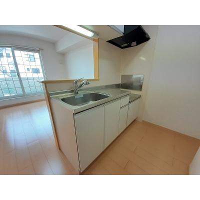 キートス 203【管理NO：1-016216301-02030】 ★家具家電は申し込み後に搬入します 2026年08月上旬入居可能の物件写真3