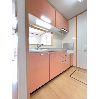 インプレスＳＵＺＵＫＩ 103【管理NO：1-013231101-01030】 ★家具家電は申し込み後に搬入します 2026年08月下旬入居可能の物件写真3
