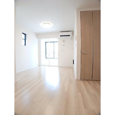 グラース 103【管理NO：1-027106201-01030】 ★家具家電は申し込み後に搬入します★の物件写真2