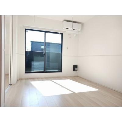 グランドール・ヌール 205【管理NO：1-027781101-02040】 ★家具家電は申し込み後に搬入します 2026年09月中旬入居可能の物件写真2