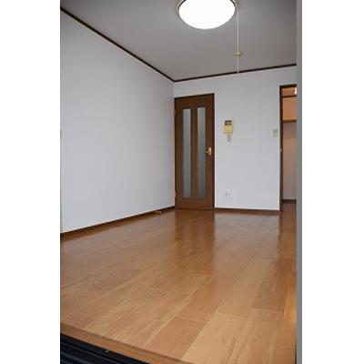 コーポ鏡 301【管理NO：1-011119301-03010】 ★家具家電は申し込み後に搬入します★の物件写真2