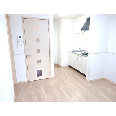 メゾン　プレ・シアン 102【管理NO：1-015653501-01020】 ★家具家電は申し込み後に搬入します★ ★2026年08月下旬入居可能★の物件写真2