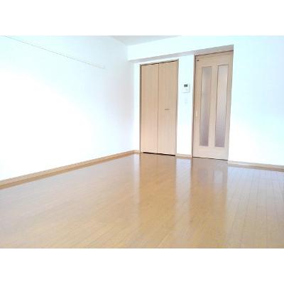 ヌーヴェル・バーグ 302【管理NO：1-014675501-03020】 ★家具家電は申し込み後に搬入します★ ★2026年10月下旬入居可能★の物件写真2