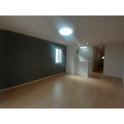 ソレイユ　アルドーレ 102【管理NO：1-021367501-01020】 ★家具家電は申し込み後に搬入します 2026年07月下旬入居可能の物件写真2